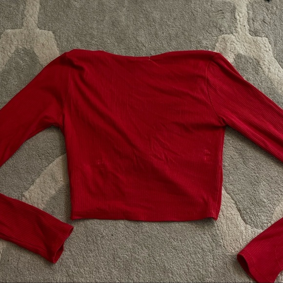 Garage - Red Twist Long Sleeve - Picture 3 of 4